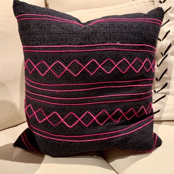 Embroidered Hmong Pillowcase - Picture 1 of 1